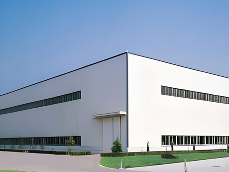 Heavy-Duty Steel Frame Workshop with Custom Size Screws