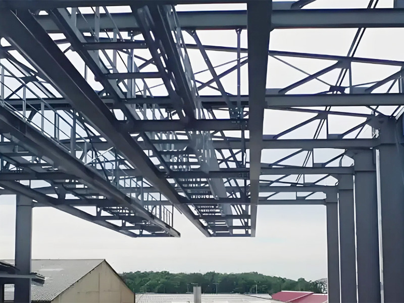 Versatile Steel Warehouse with Strong Bolts and Electroplated Surface