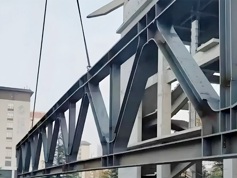 Versatile Steel Warehouse with Strong Bolts and Electroplated Surface