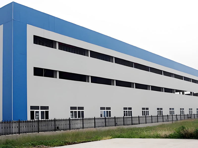 Heavy-Duty Steel Frame Workshop with Custom Size Screws